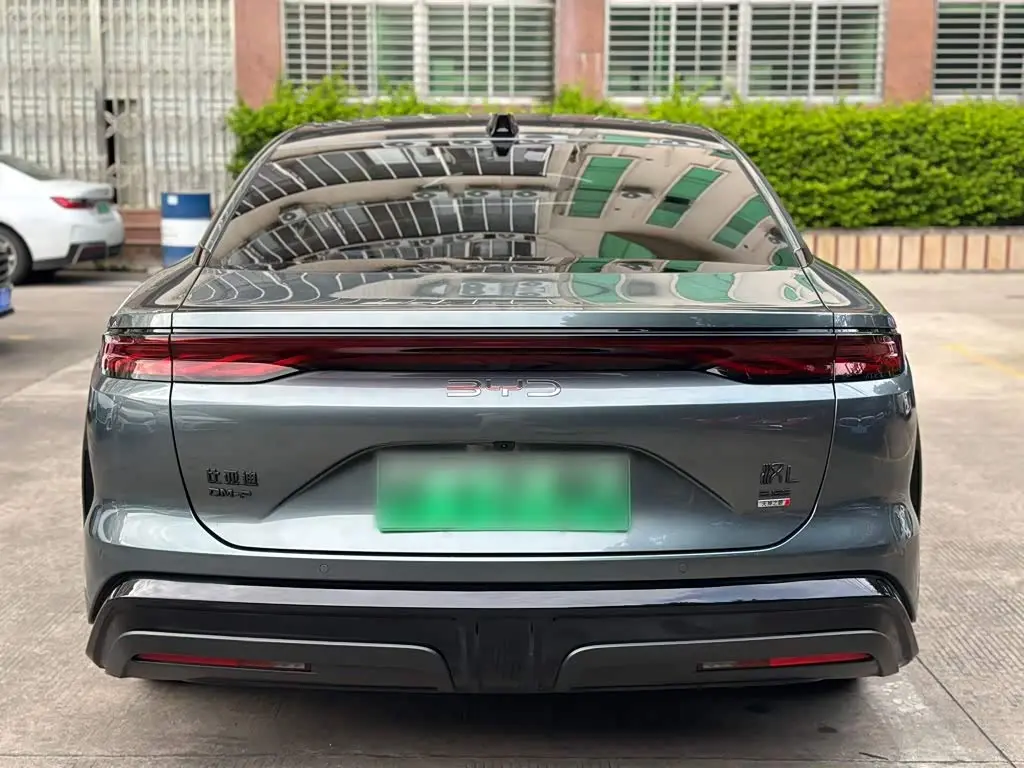 BYD Han L 2025 — Photo 6/20