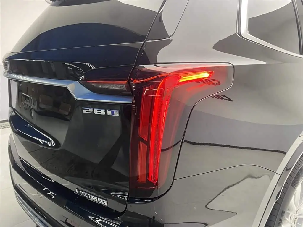 Cadillac XT6 2021 — Фото 10/20