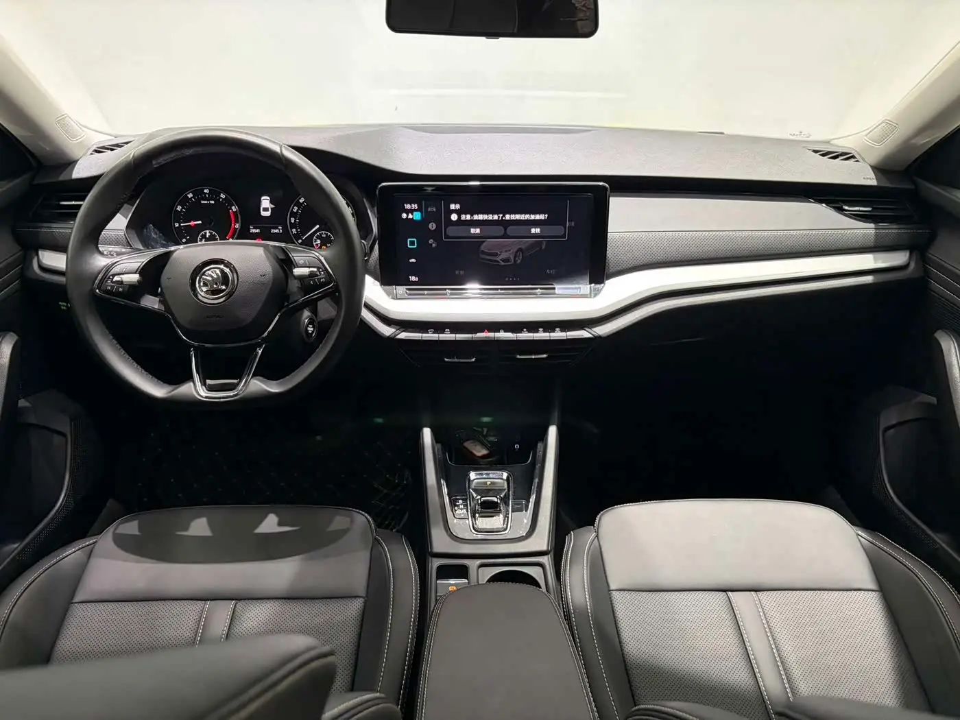 Škoda Octavia 2022 — Фото 12/20