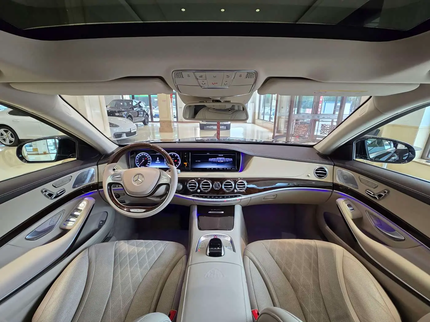 Mercedes-Benz Maybach S-Class 2017 — Фото 17/20