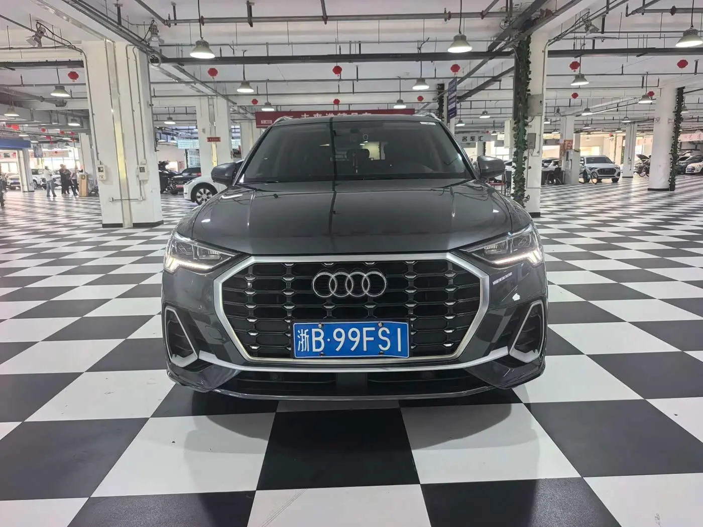 Audi Q3 2023 — Photo 2/12