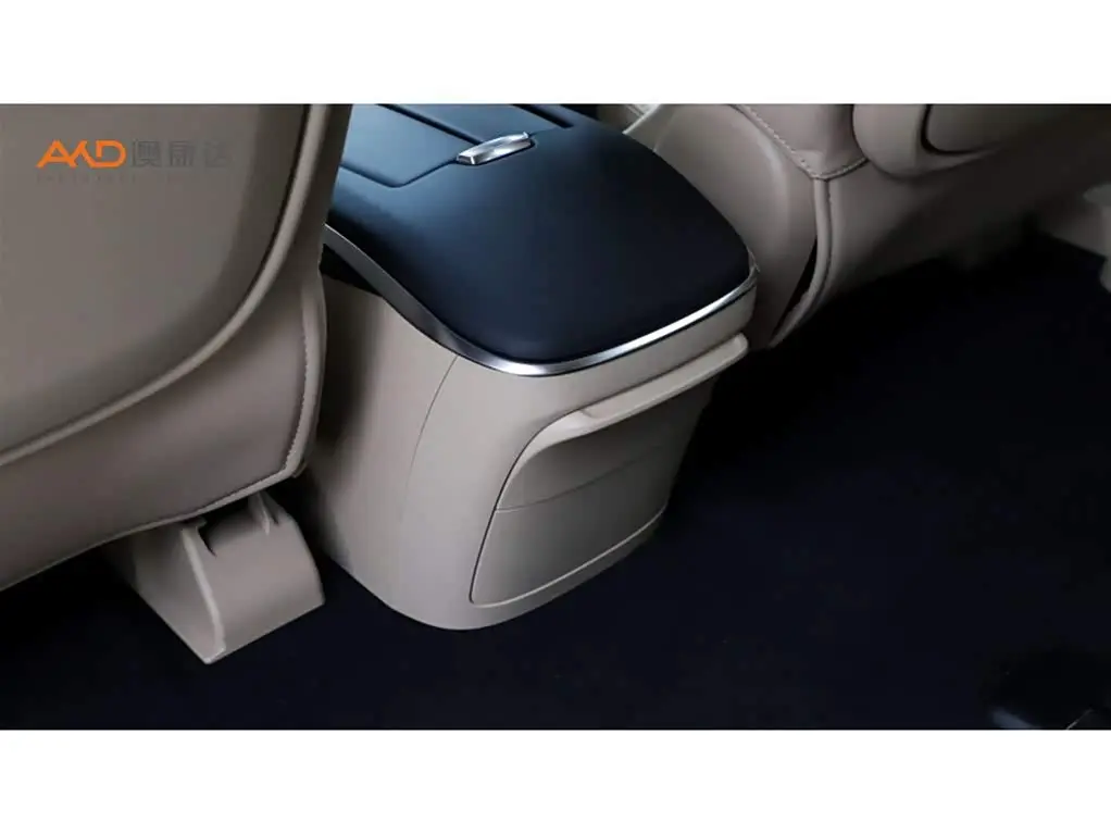 Buick GL8 New Energy 2025 — Фото 10/11
