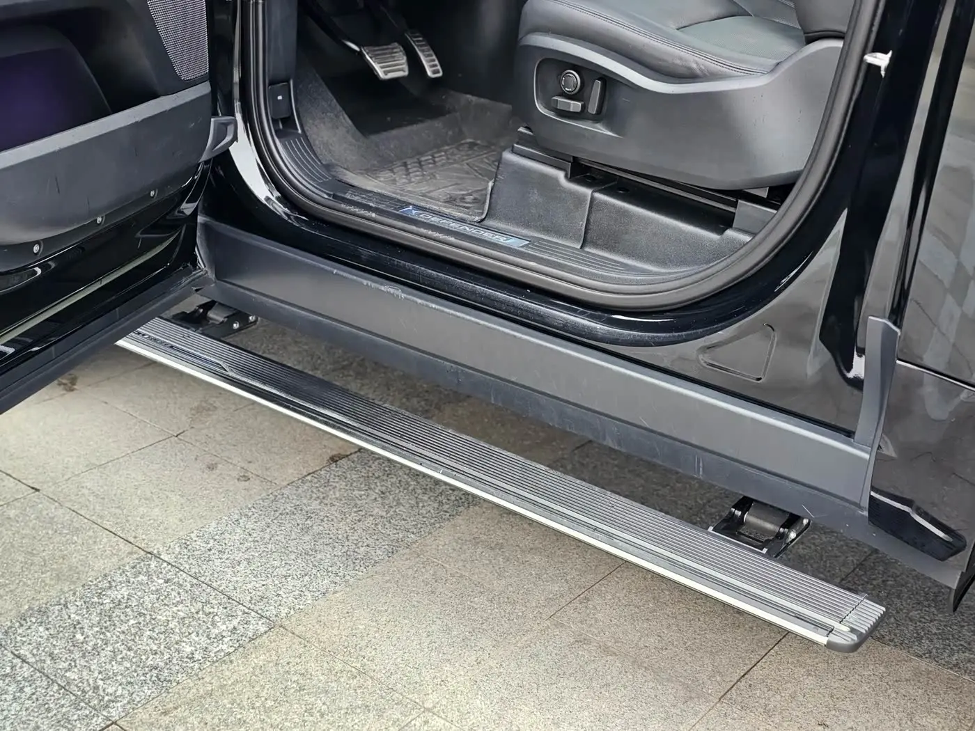 Land Rover Defender 2023 — Photo 14/14
