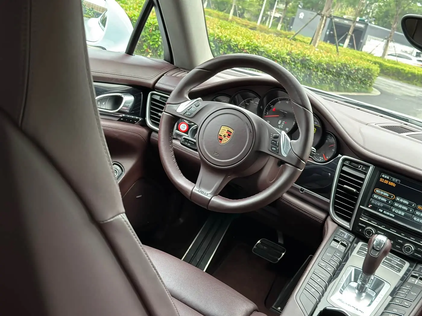 Porsche Panamera 2016 — Photo 12/16