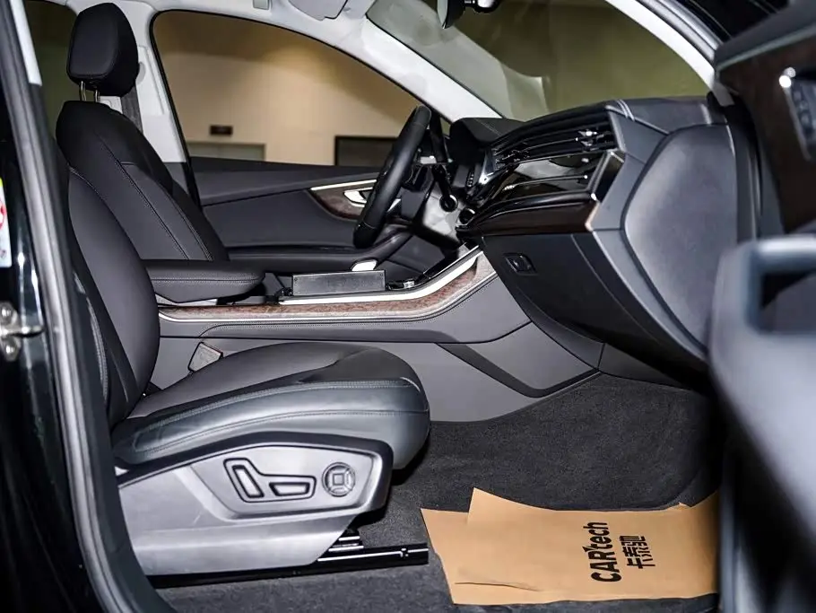 Audi Q7 2023 — Şəkil 19/20