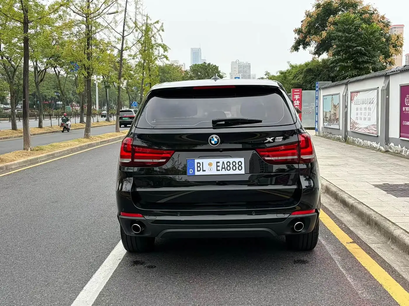BMW X5 2019 — Photo 8/9