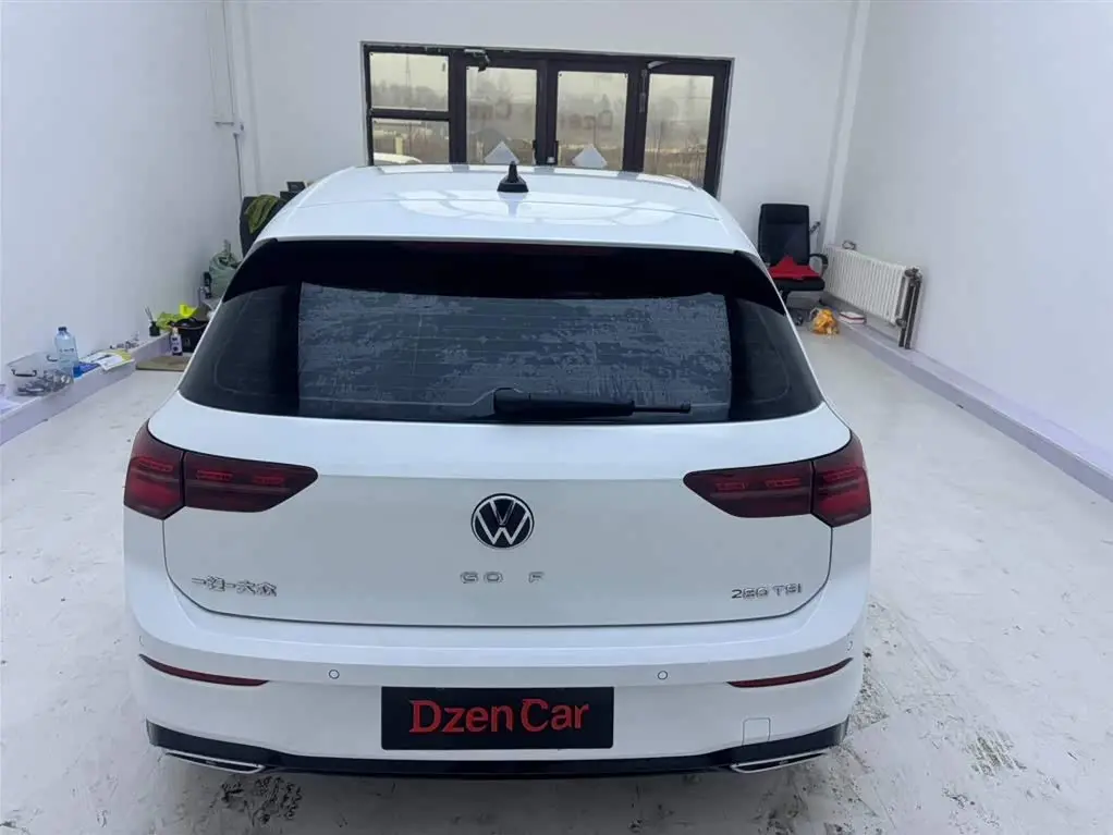 Volkswagen Golf 2022 — Photo 2/19