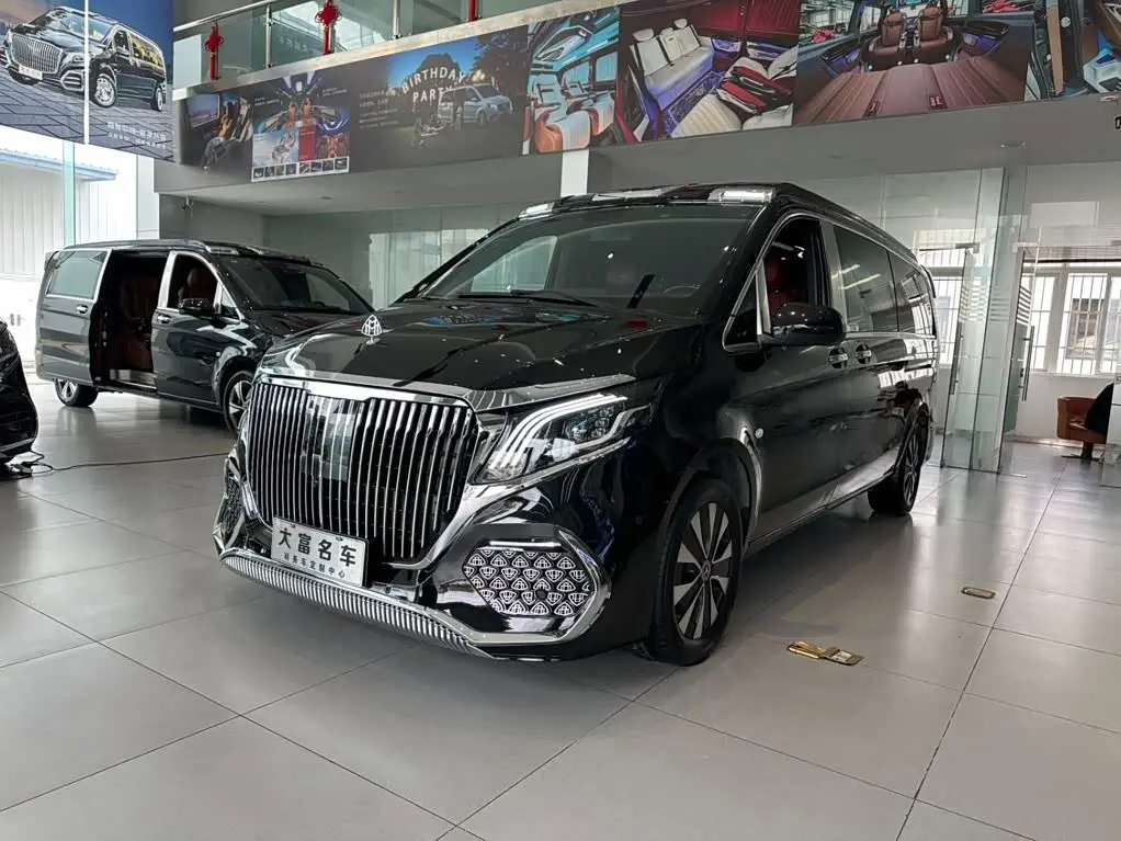 Mercedes-Benz Vito 2024 — Photo 1/20