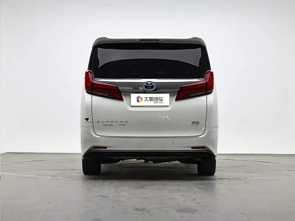 Toyota Alphard 2020 — Фото 4/17