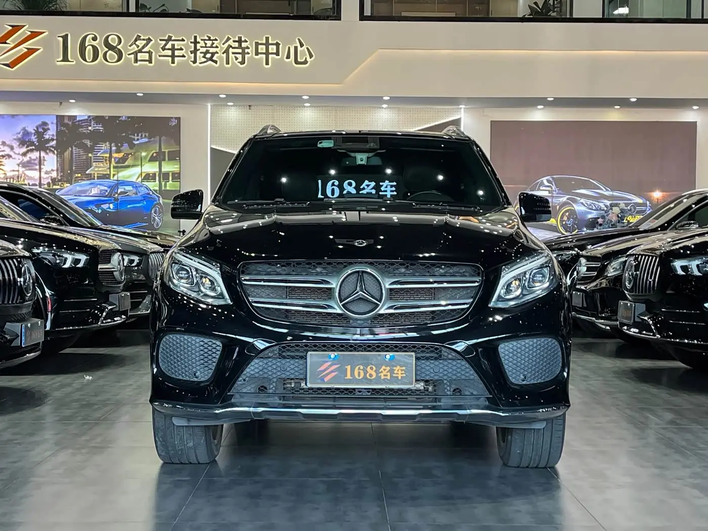 Mercedes-Benz GLE 2017 — Фото 2/17