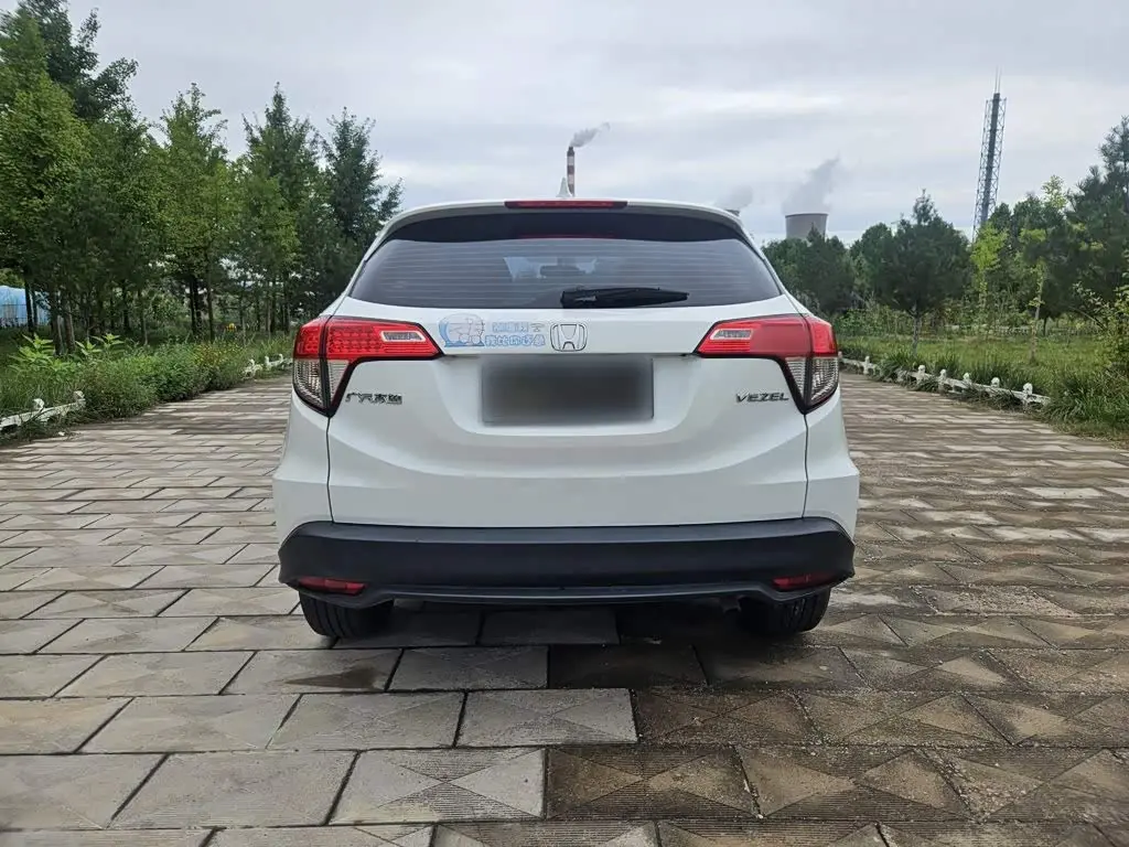 Honda Vezel 2022 — Photo 7/12