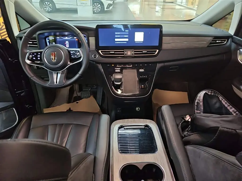 Hongqi HQ9 PHEV 2024 — Photo 10/20