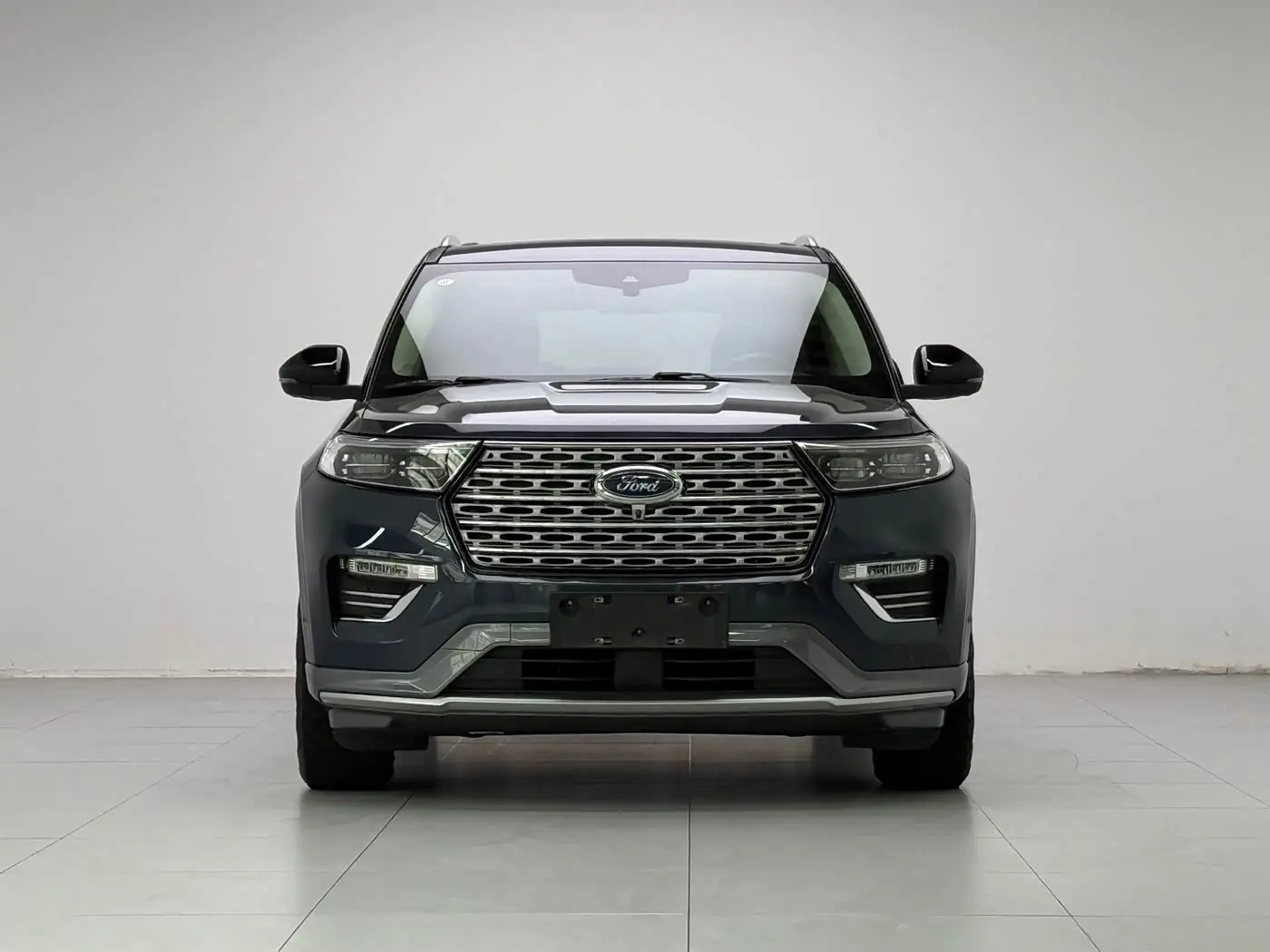 Ford Explorer 2021 — Фото 2/20