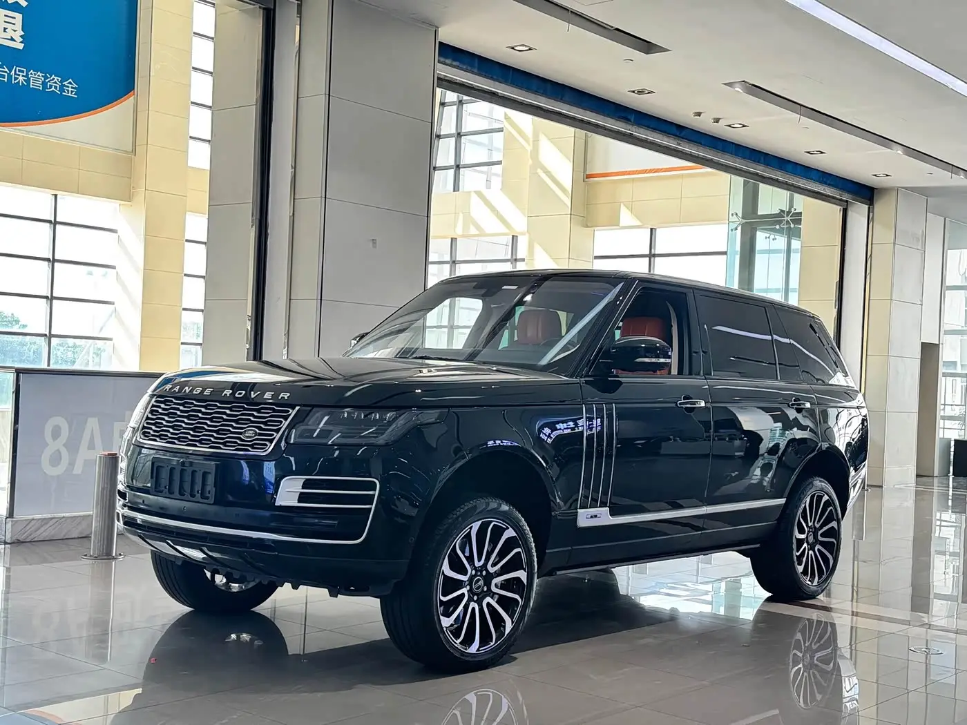 Land Rover Range Rover 2015 — Şəkil 2/20