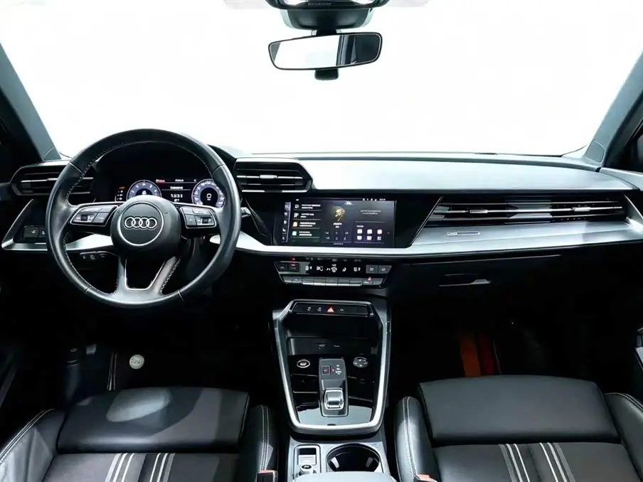 Audi A3 2024 — Фото 11/20