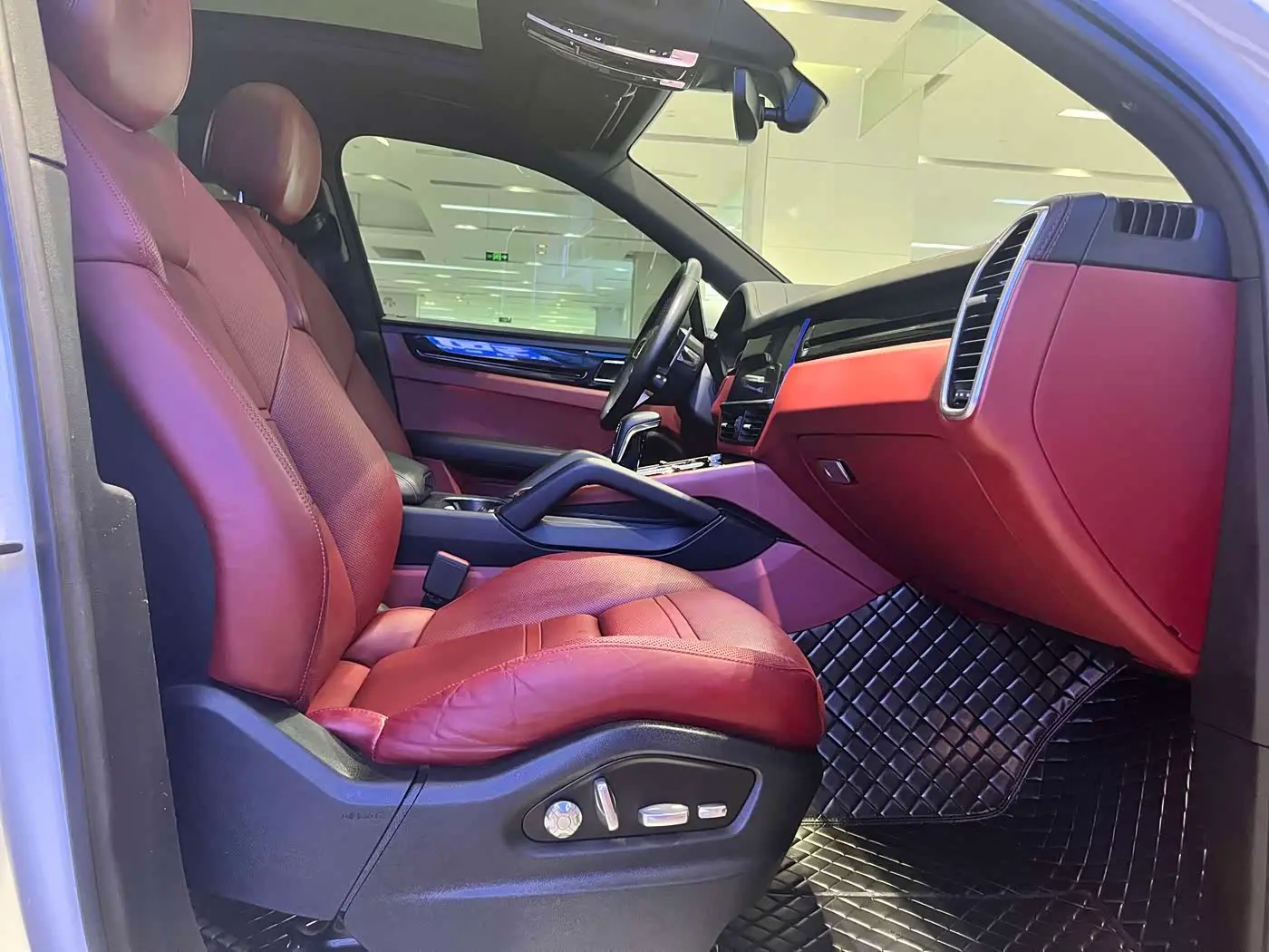 Porsche Cayenne 2019 — Şəkil 5/15