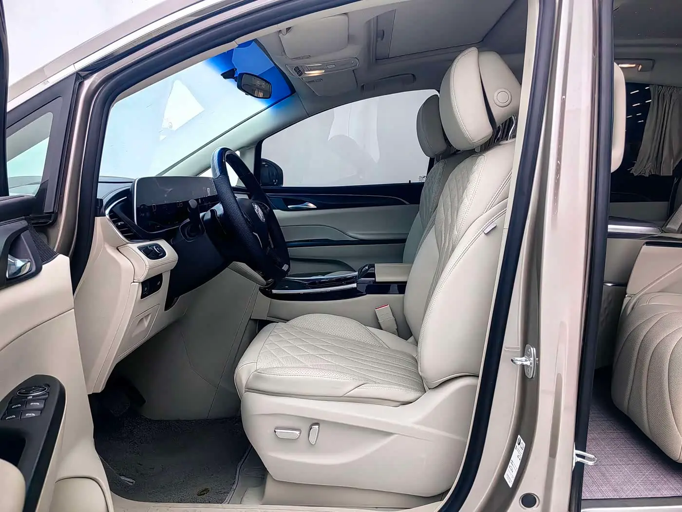 Buick GL8 2024 — Şəkil 10/20