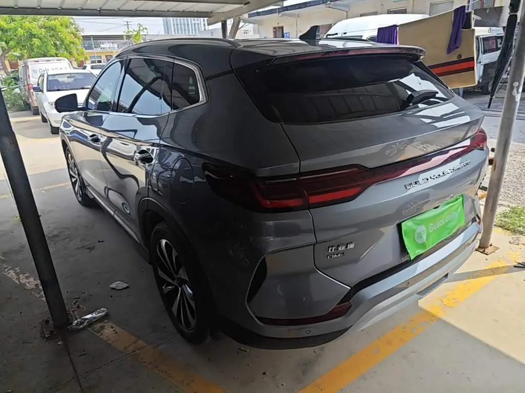 BYD Song PLUS PHEV 2023 — Фото 5/20
