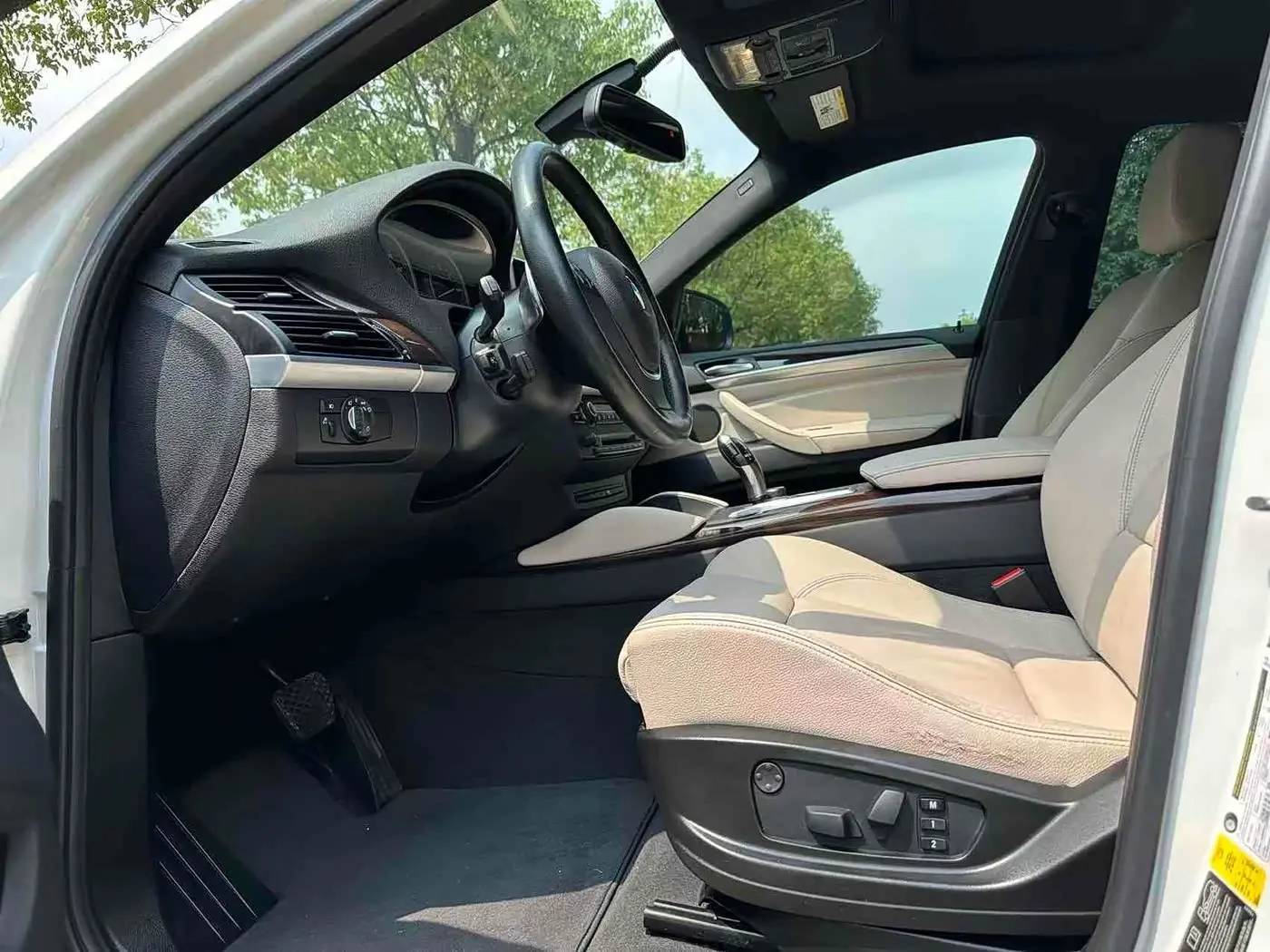 BMW X6 2015 — Фото 4/16