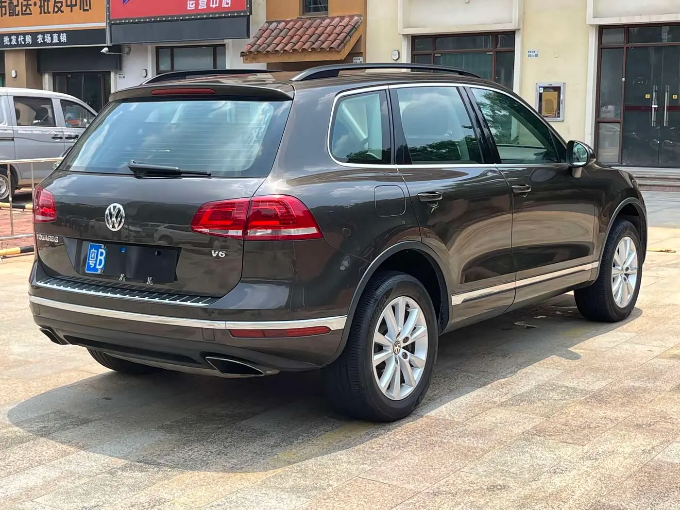 Volkswagen Touareg 2017 — Фото 9/9