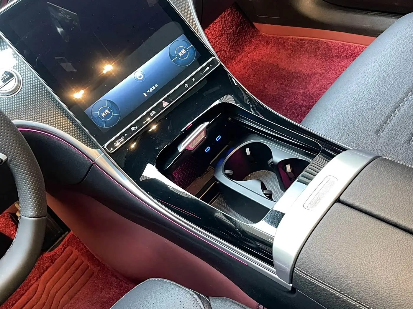 Mercedes-Benz C-Class 2026 — Фото 19/20