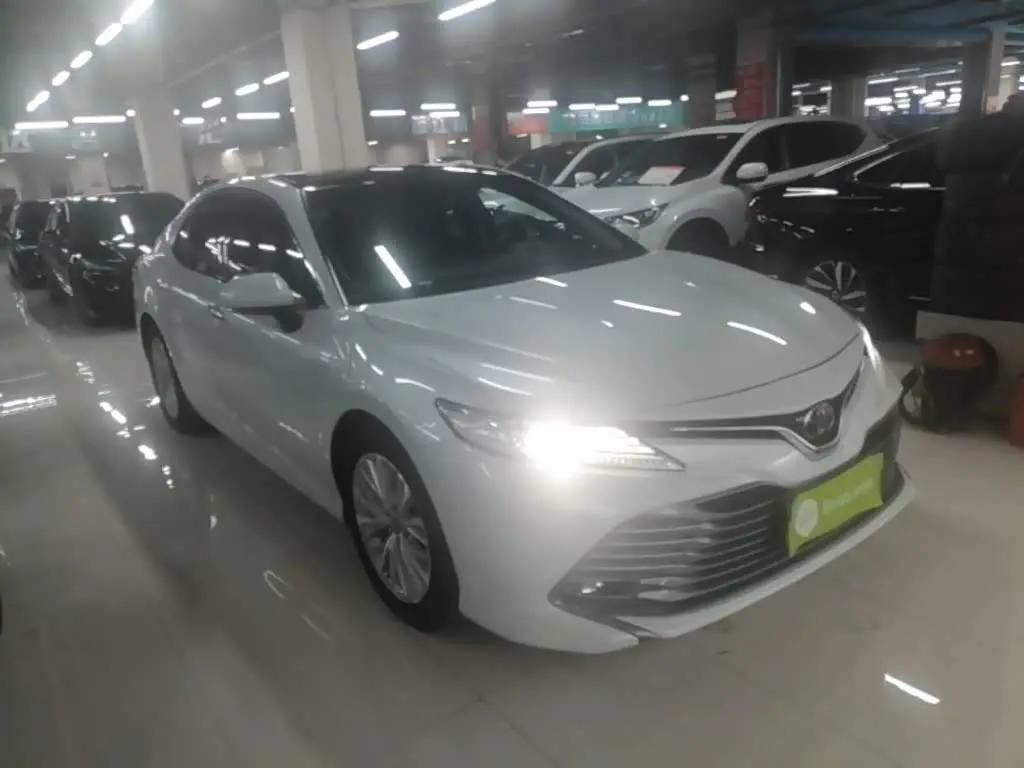 Toyota Camry 2021 — Şəkil 4/20