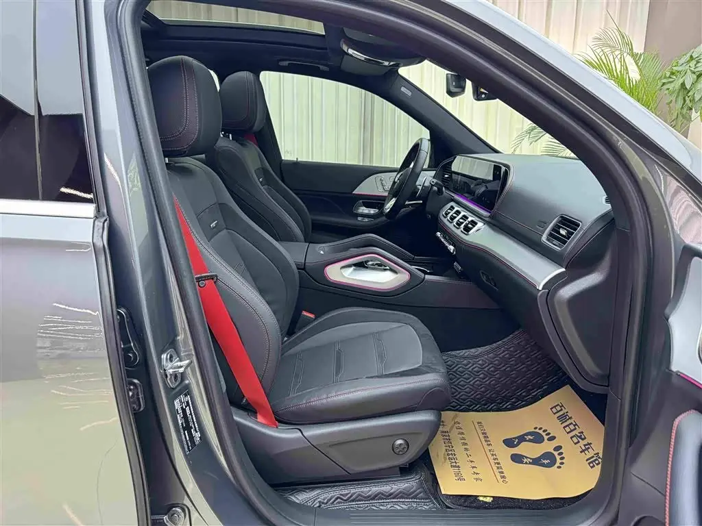 Mercedes-Benz GLE AMG 2023 — Фото 14/20