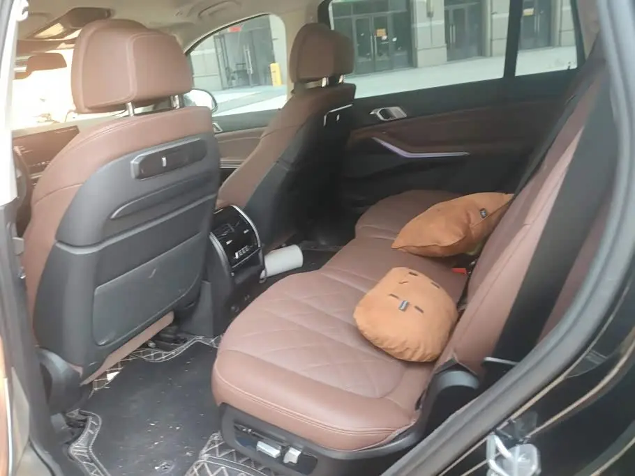 BMW X7 2024 — Şəkil 11/16