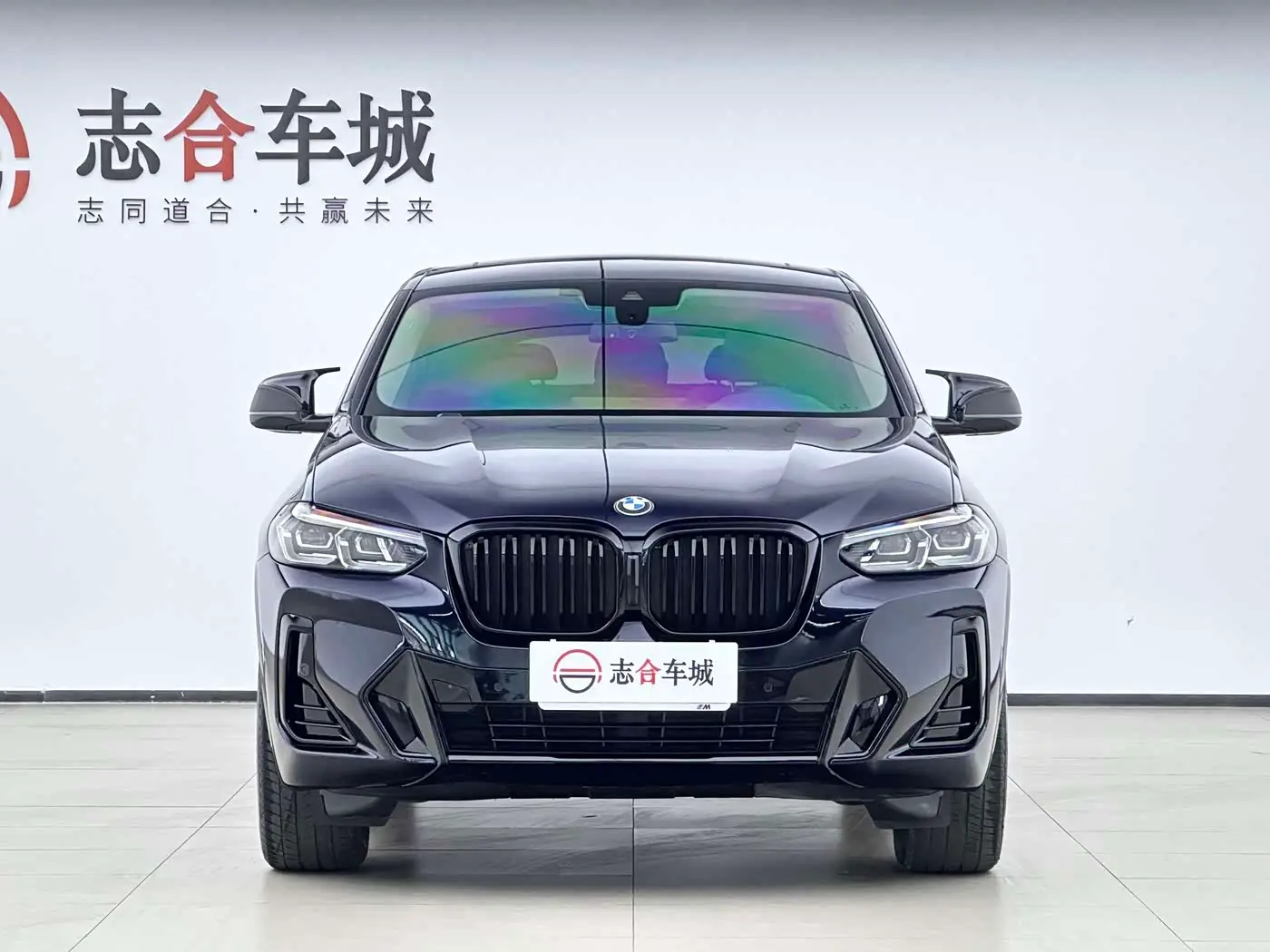 BMW X4 2024 — Photo 2/17