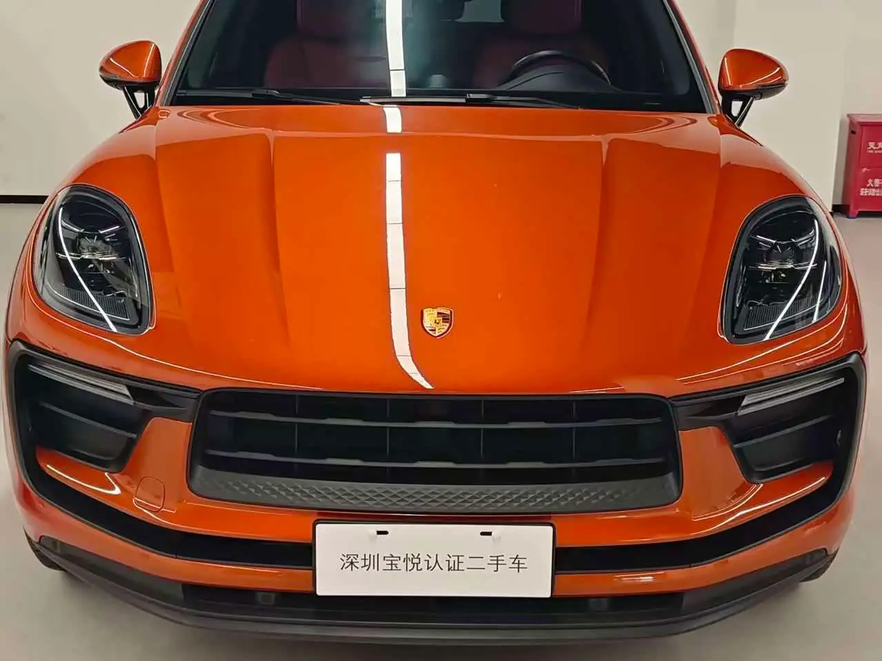 Porsche Macan 2023 — Фото 2/14