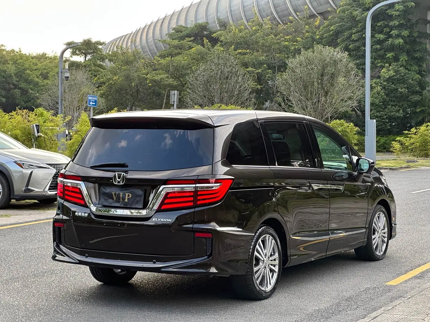 Honda Elysion 2017 — Photo 14/14