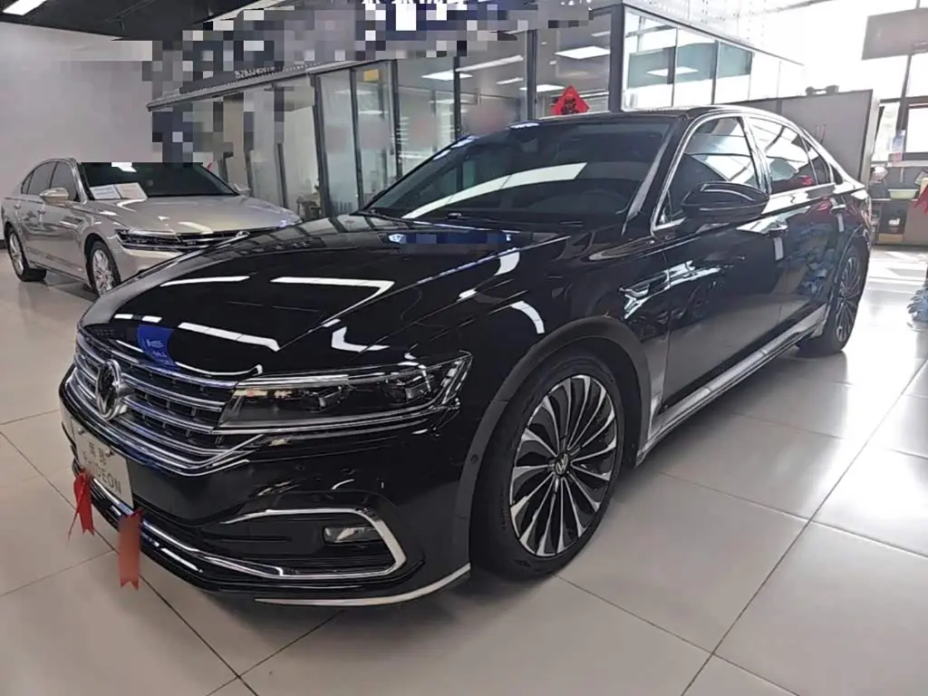 Volkswagen Phideon 2023 — Фото 2/20