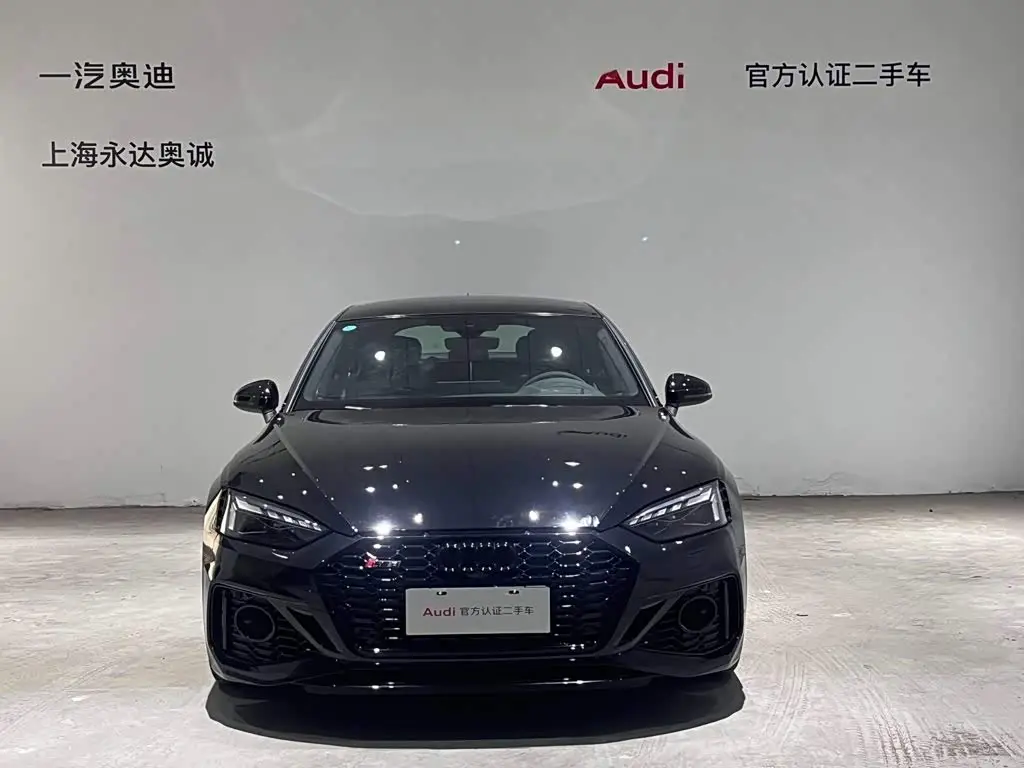 Audi RS 5 2024 — Photo 2/15