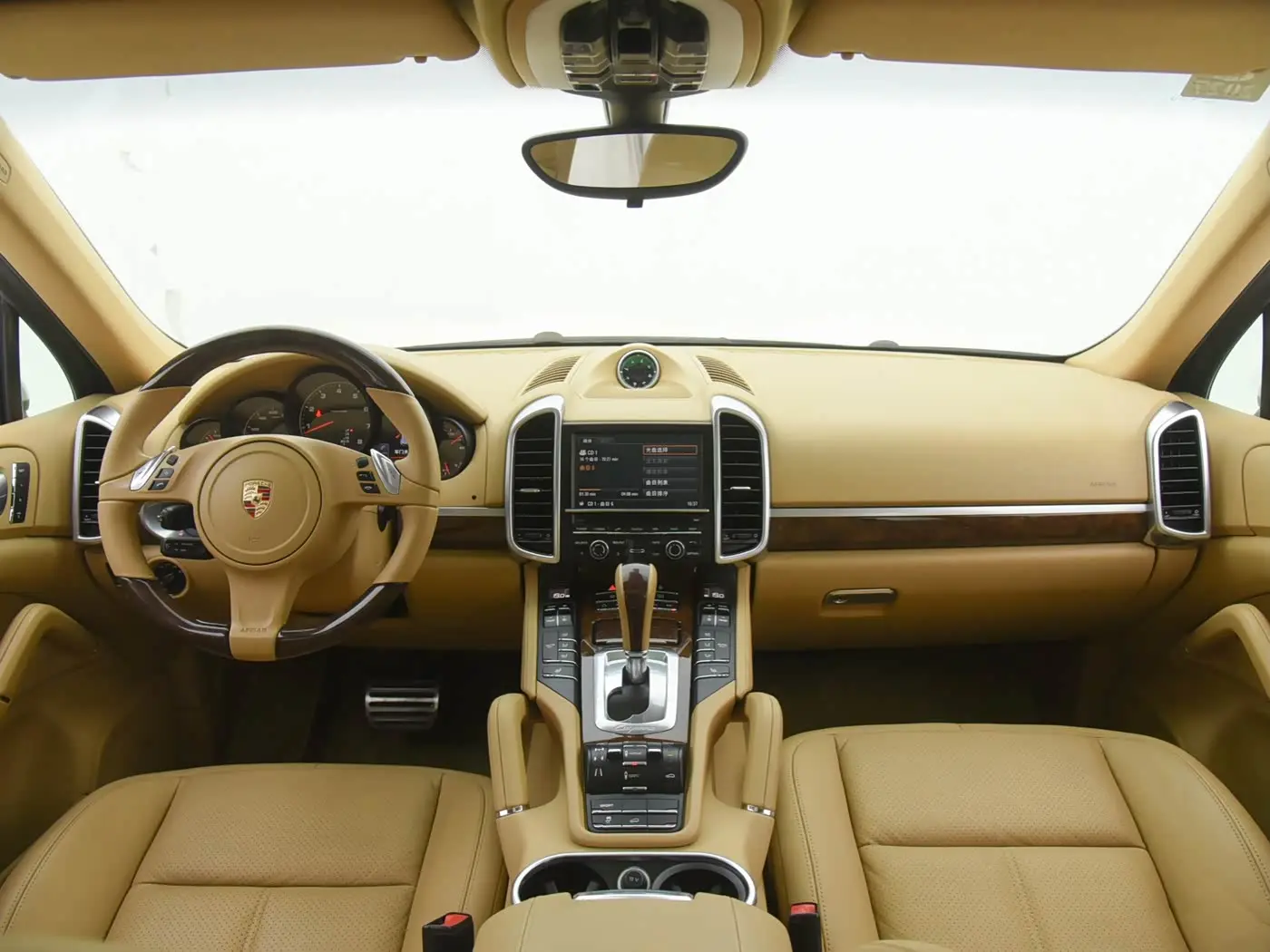 Porsche Cayenne 2013 — Photo 14/15