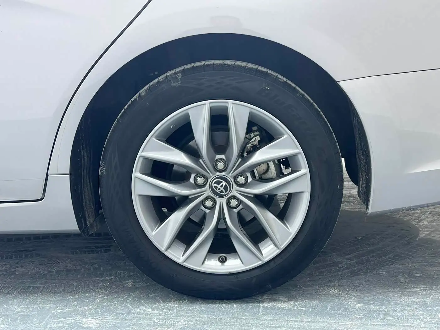 Toyota Avalon 2021 — Photo 19/19