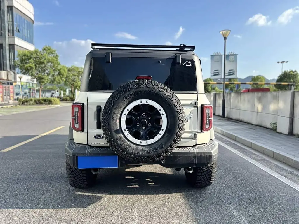 Ford Bronco 2025 — Şəkil 4/9