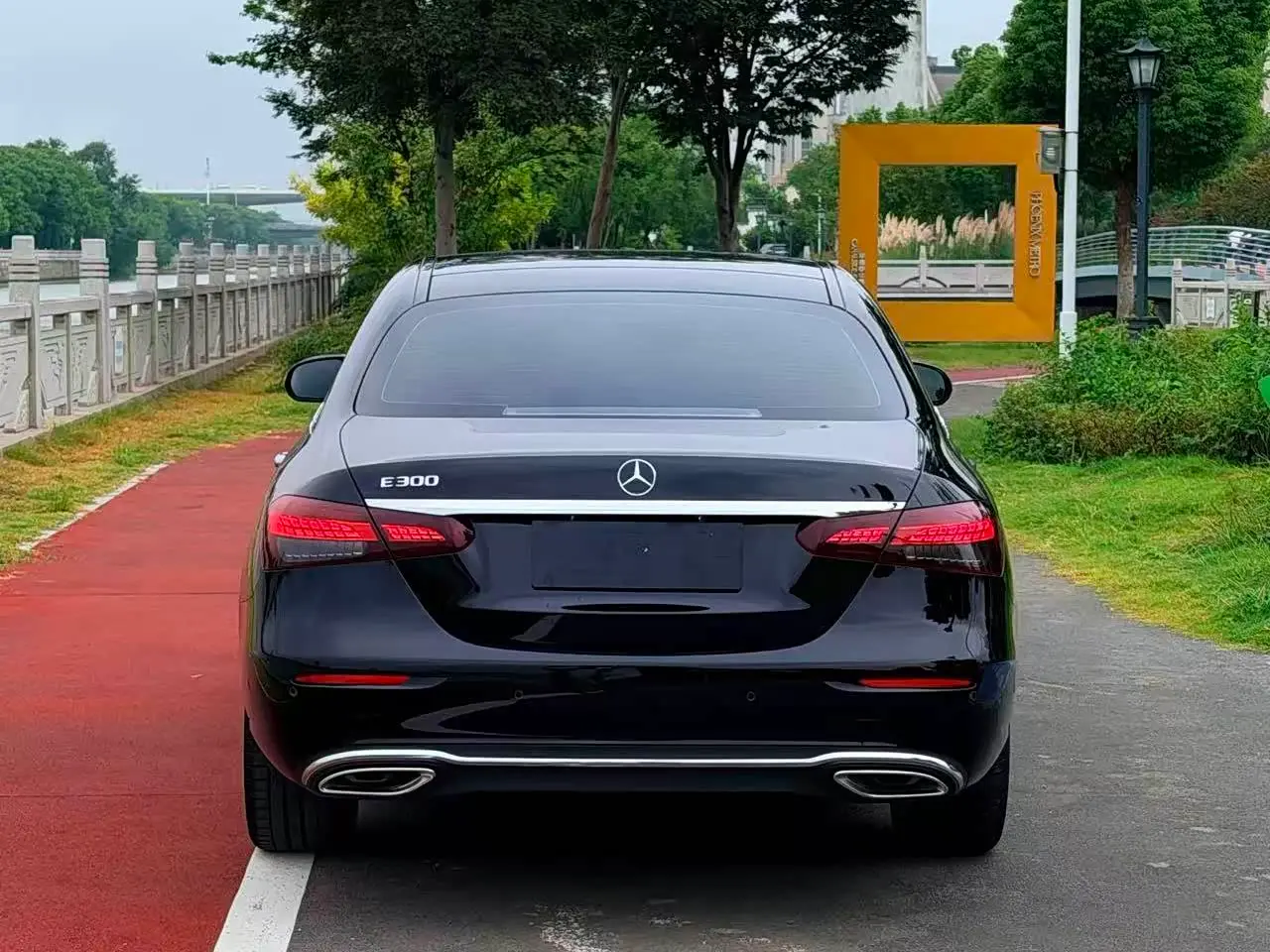 Mercedes-Benz E-Class 2023 — Şəkil 9/9