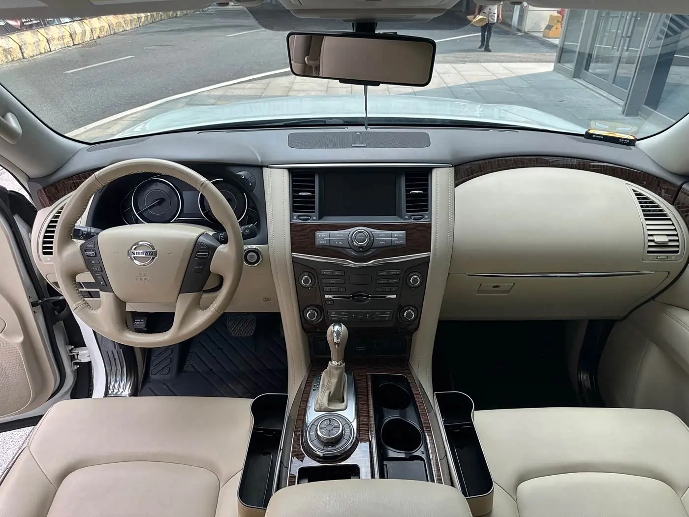 Nissan Patrol 2018 — Фото 9/20