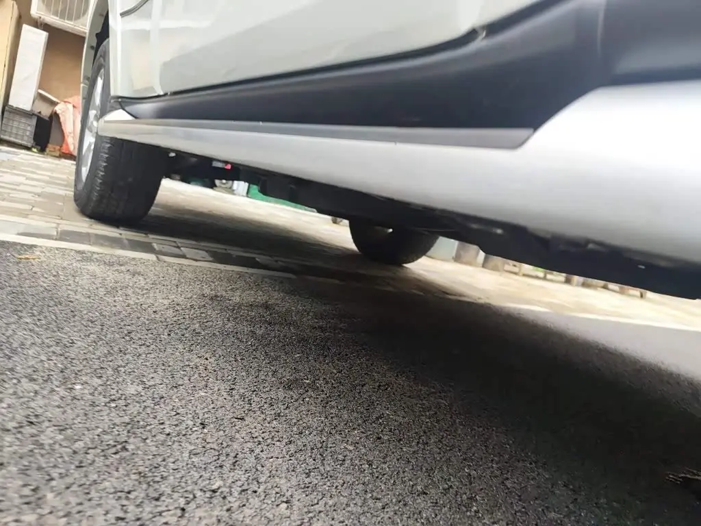 Mitsubishi Pajero 2017 — Photo 16/20