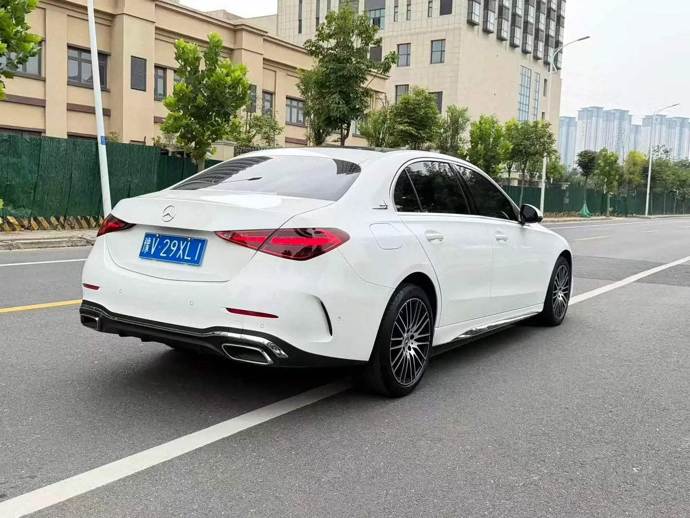 Mercedes-Benz C-Class 2025 — Фото 8/9