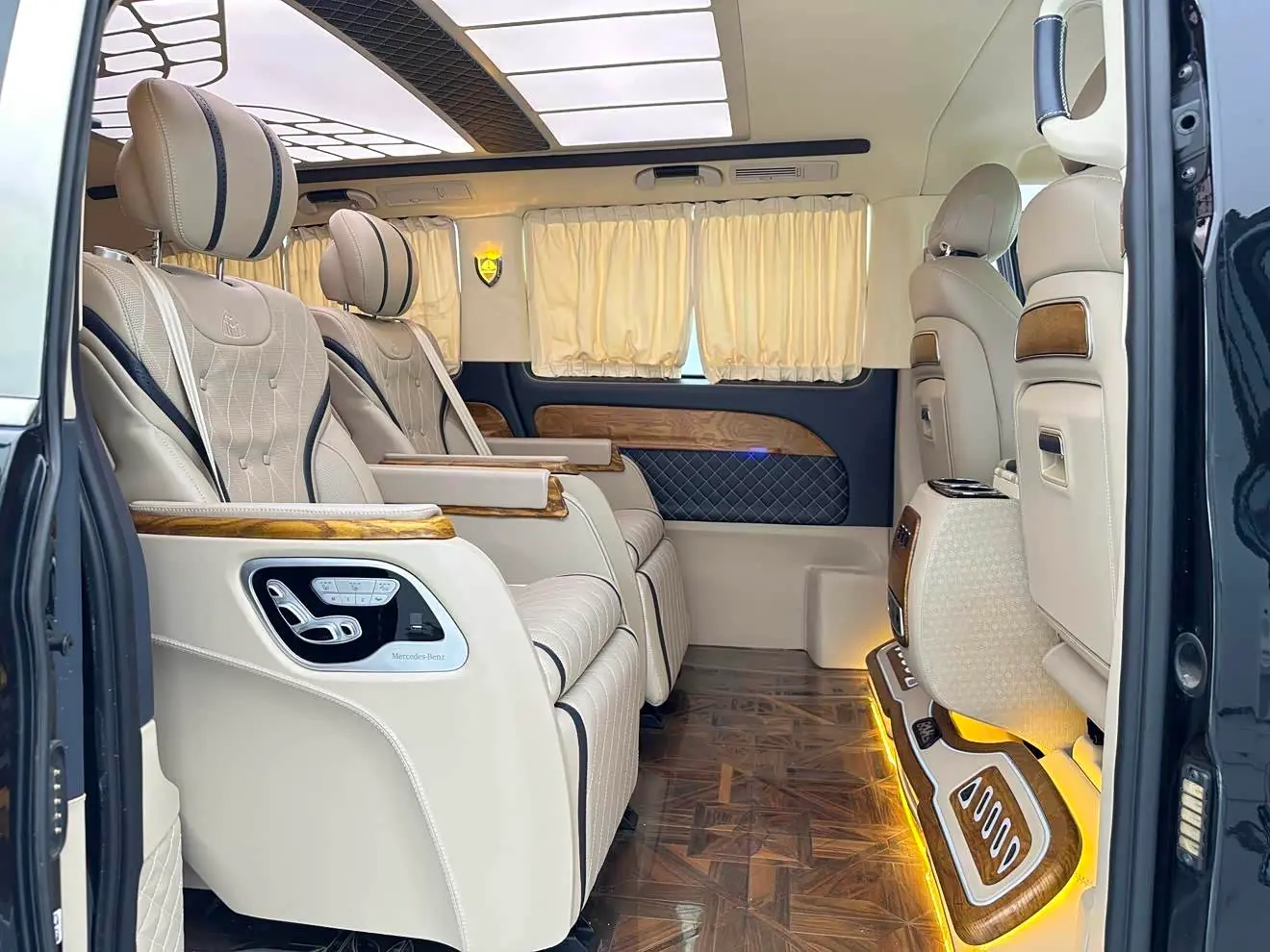 Mercedes-Benz Vito 2021 — Photo 8/10