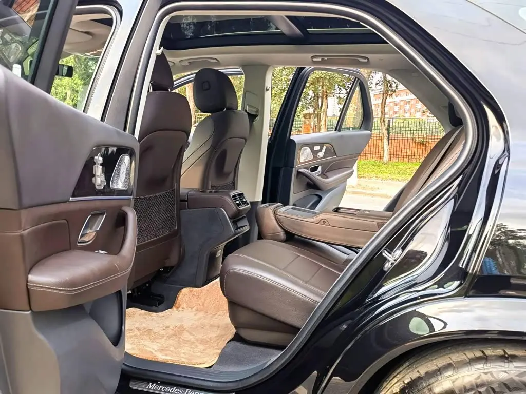 Mercedes-Benz GLE 2020 — Фото 10/20