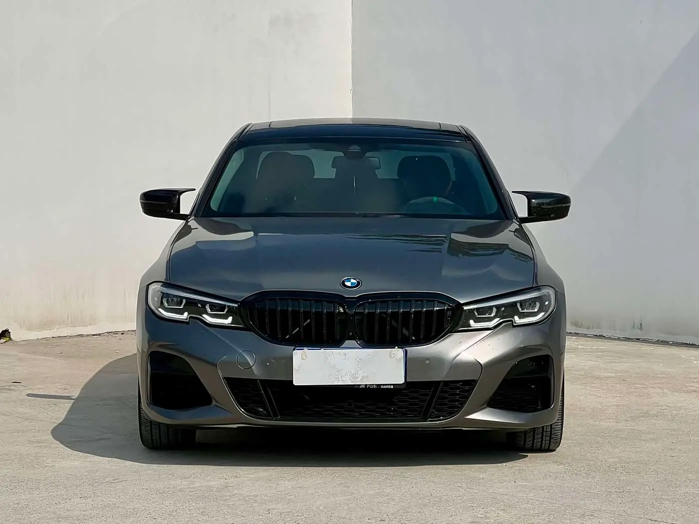 BMW 3 Series 2021 — Photo 2/10