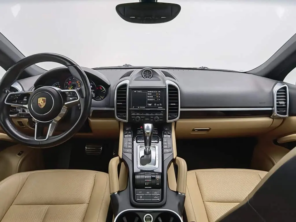 Porsche Cayenne New Energy 2016 — Photo 5/20