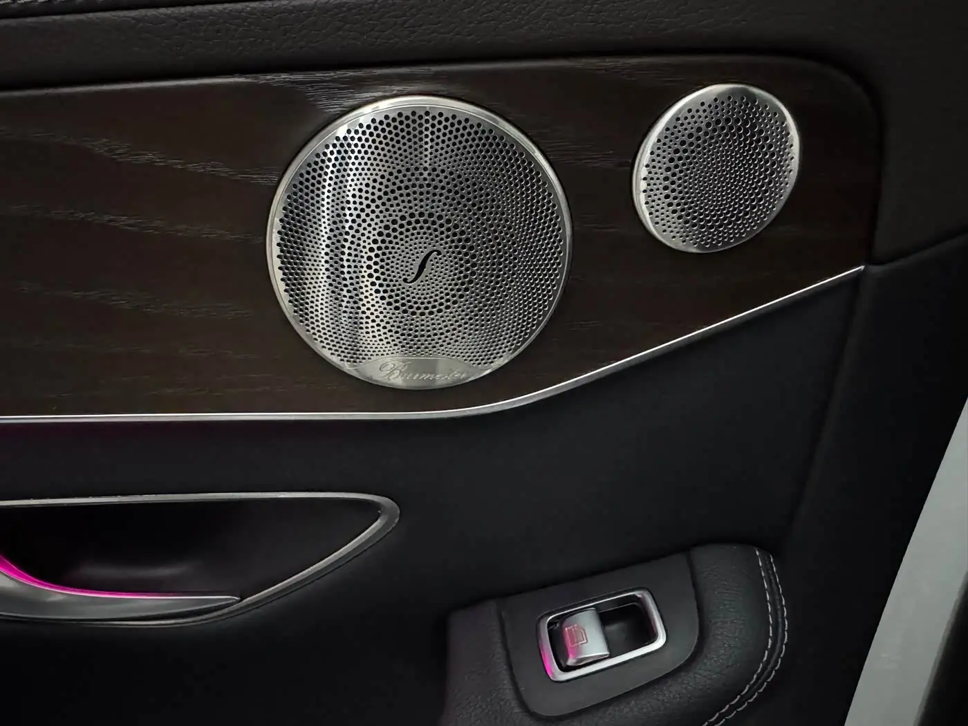Mercedes-Benz GLC 2022 — Photo 14/20