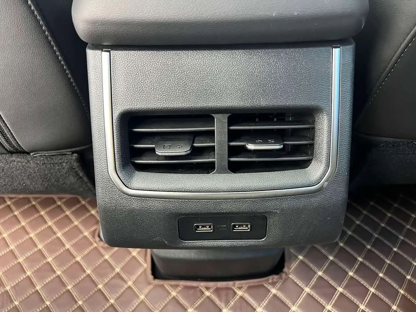 Haval H6 2023 — Фото 17/20