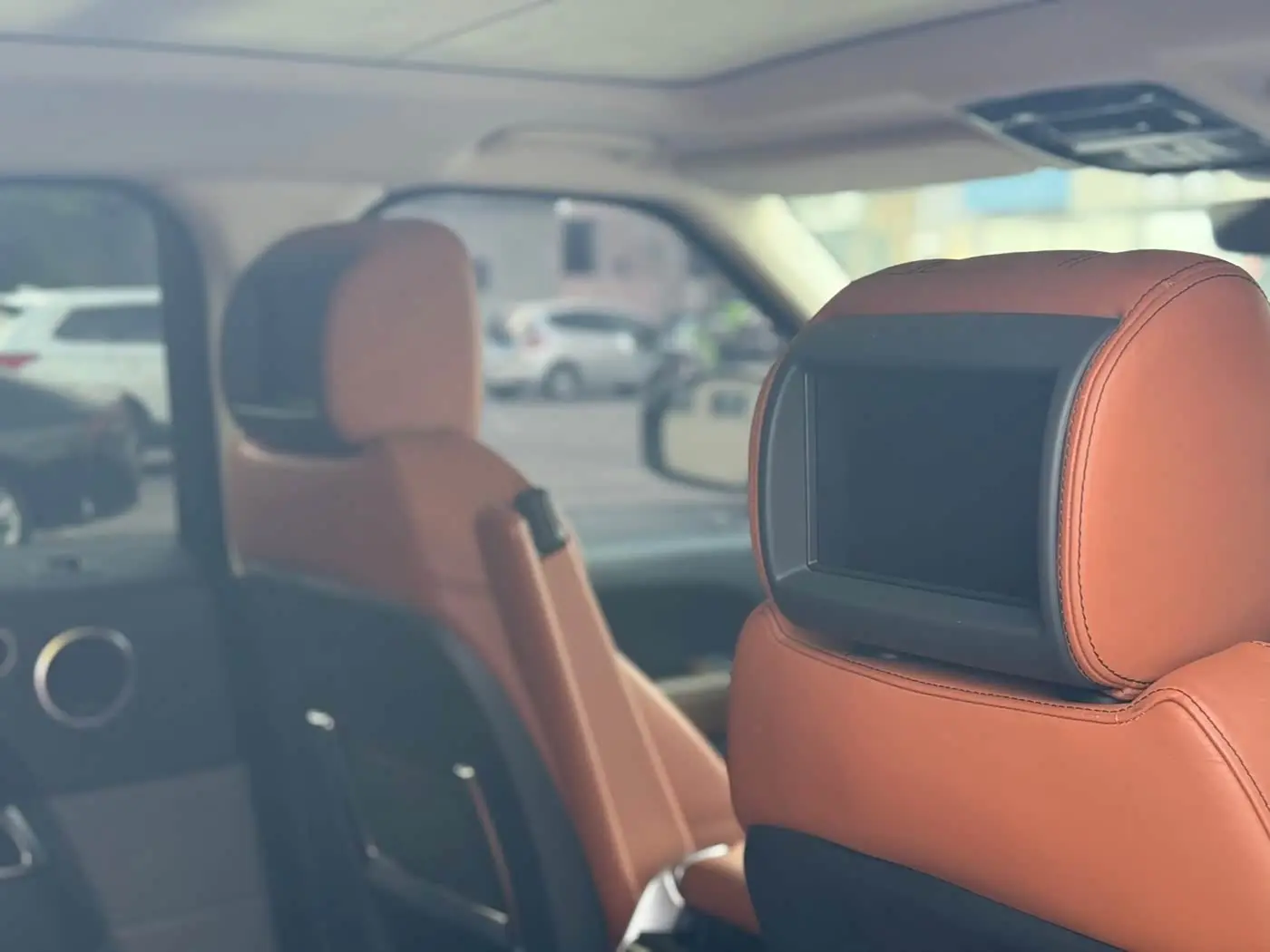 Land Rover Range Rover Sport 2017 — Photo 12/18