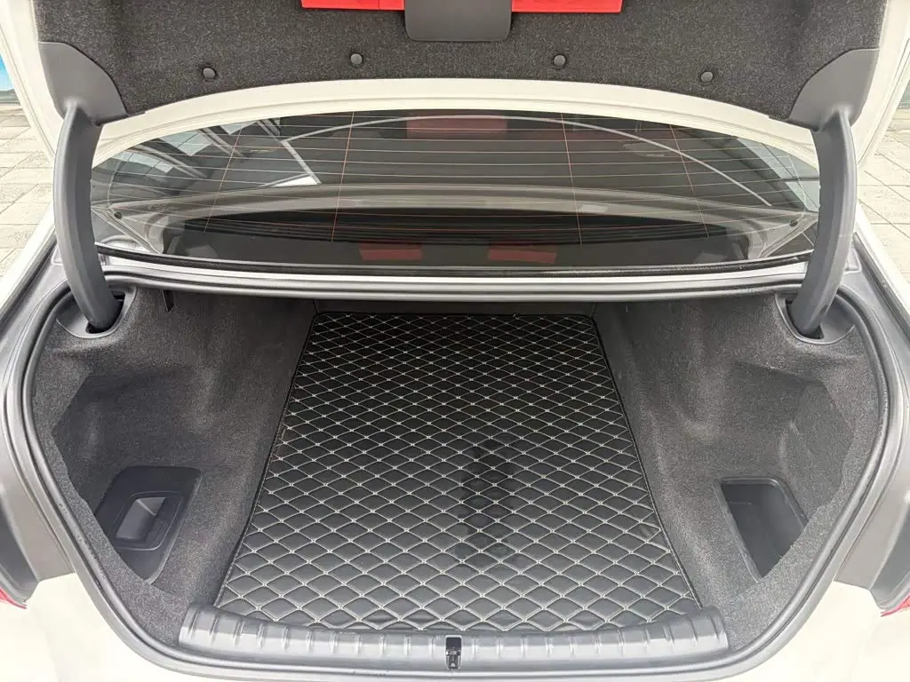 BMW 5 Series 2020 — ფოტო 13/16
