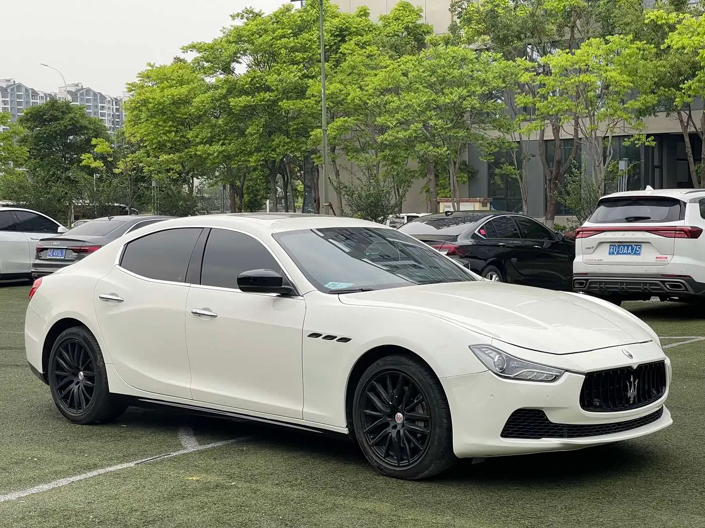 Maserati Ghibli 2017 — Фото 3/16