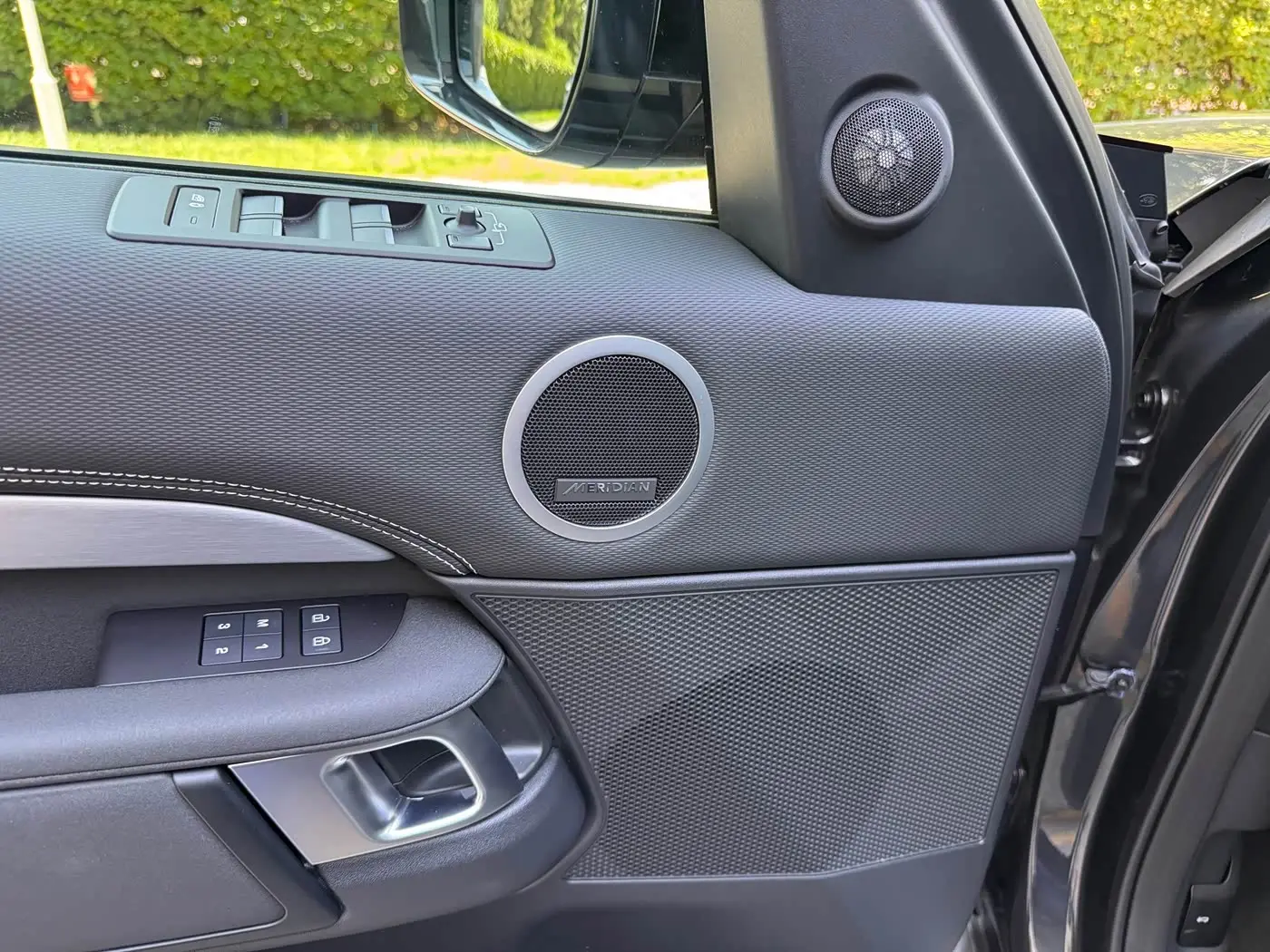 Land Rover Discovery 2025 — Şəkil 8/20